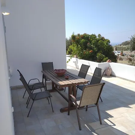 בית נופש Atsahia House At Sifnos *
